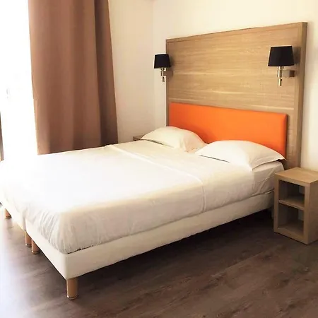 Apartmanhotel Le Royal 3*